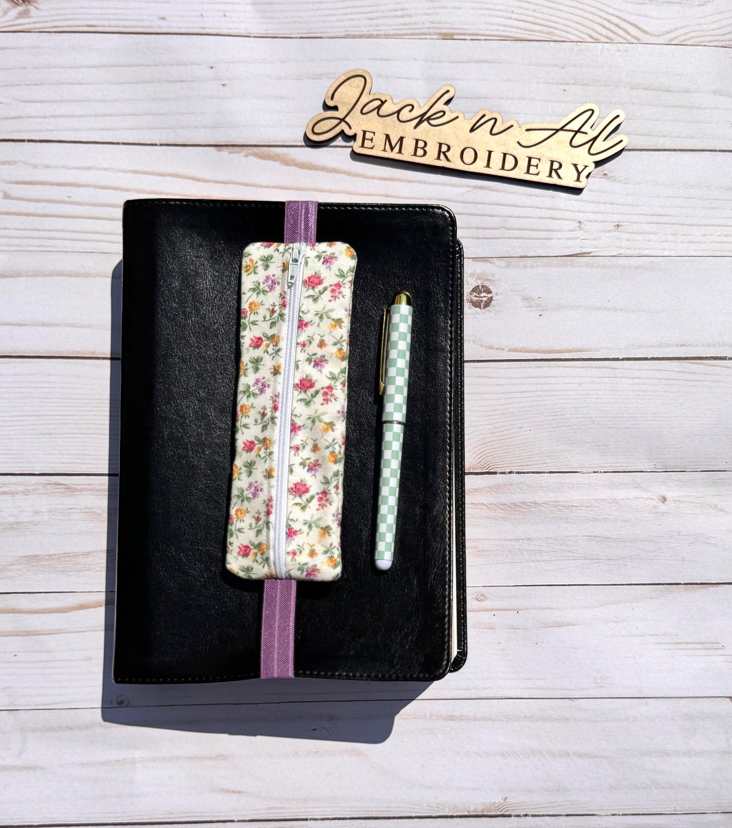 Floral Garden Party Pen Holder