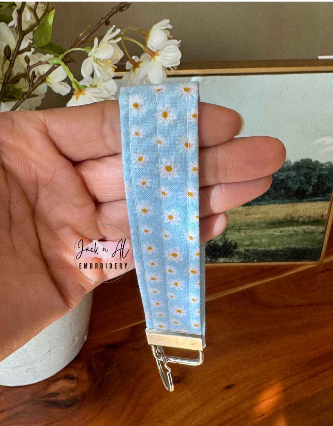 The Darling Daisy Keychain Wristlet