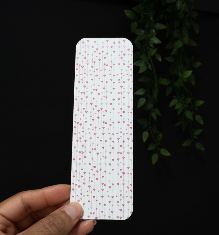Chain of Hearts (mini) Bookmark