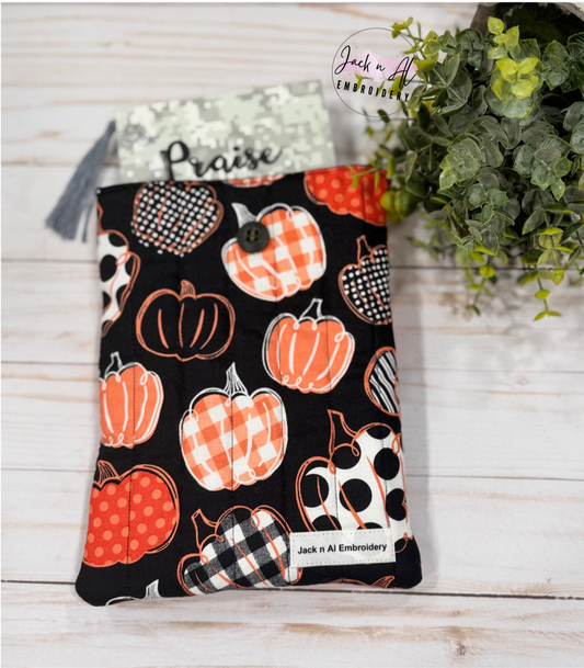 The Pumpkin Pop Quilted Book Cover Sleeve