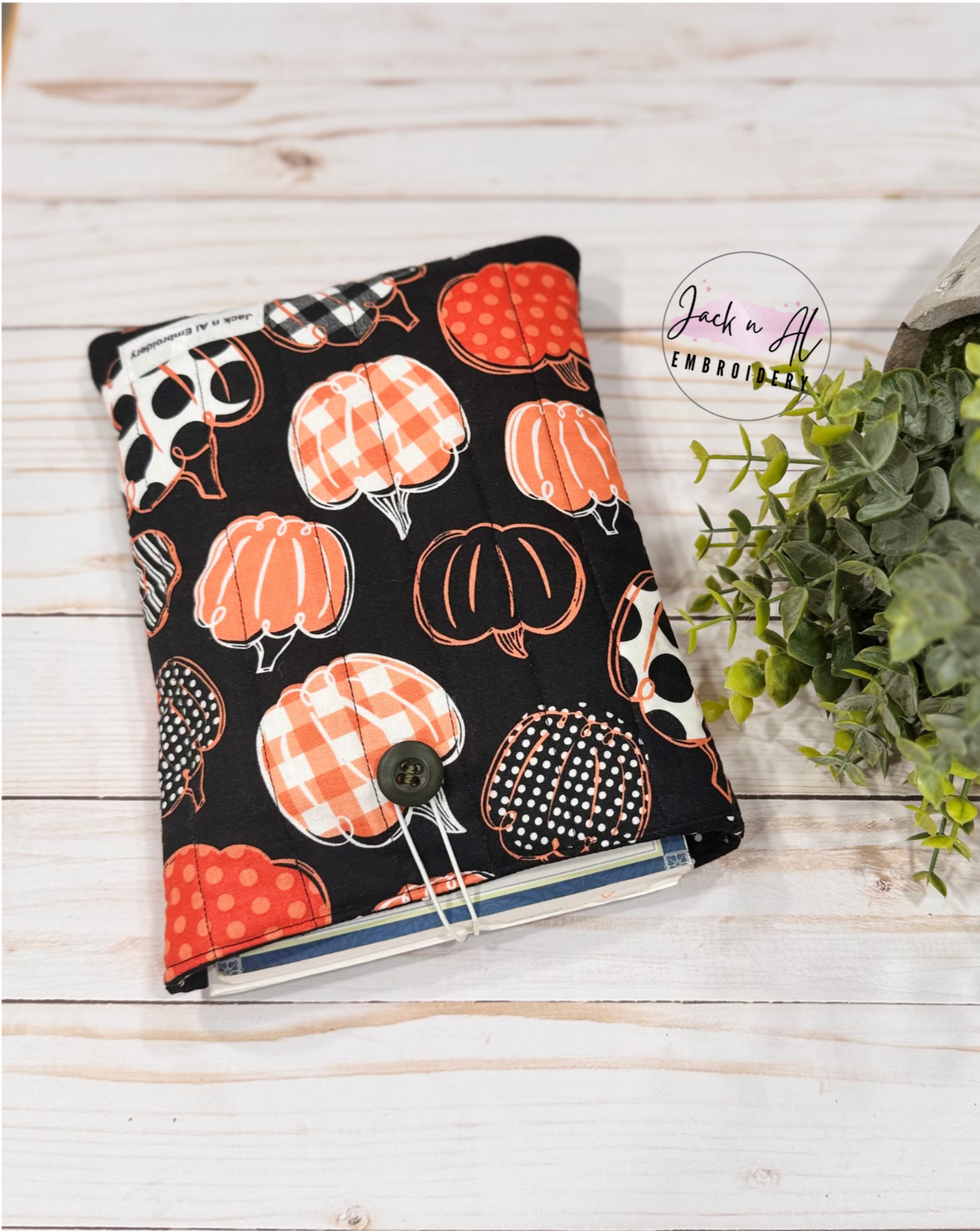 The Pumpkin Pop Quilted Book Cover Sleeve