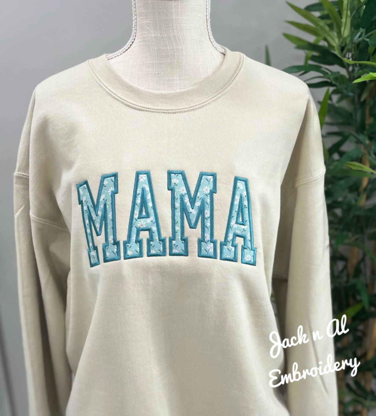 MAMA SWEATSHIRT
